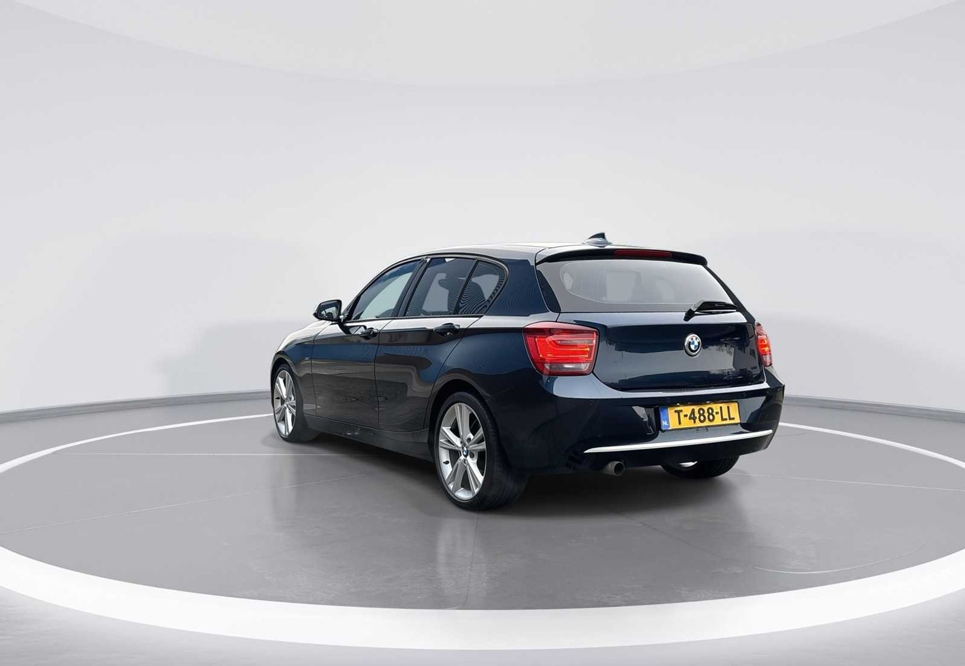 BMW 1-serie 116i Business+ Car 2012 | T-488-LL